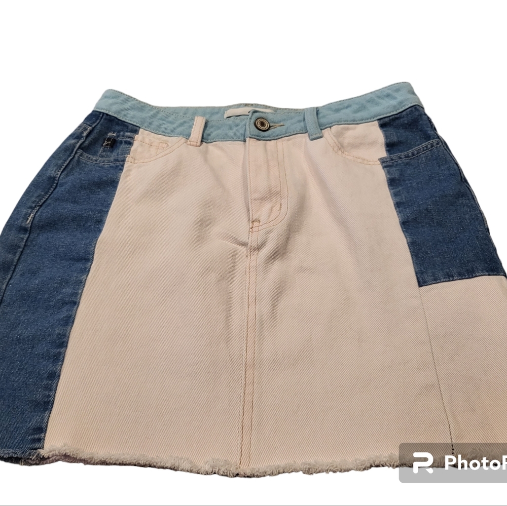 KanCan Skirt-Size M *BRAND NEW*